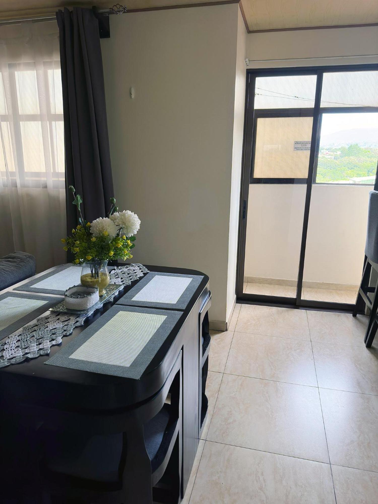 Senderos Apartment, Self Check- In, Airport Sjo 5 Min Rio Segundo Екстер'єр фото